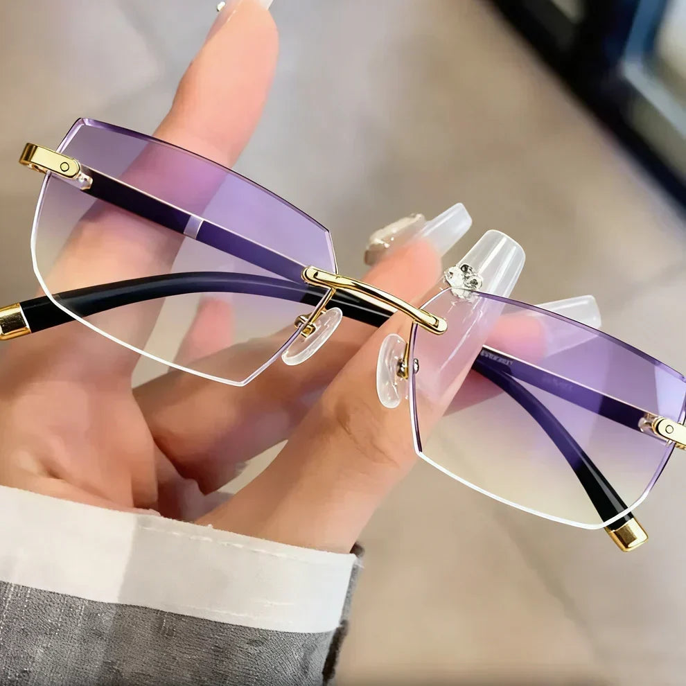 NATRAVOR™ – Die Brille, die alles verändert.