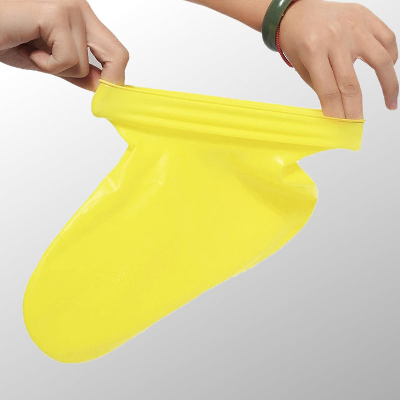 Waterproof Rain Shoe Cover – Non-slip sole & easy on/off – Reusable, perfect for wet weather or muddy walks – fits most shoes, keeps feet dry 🌧️